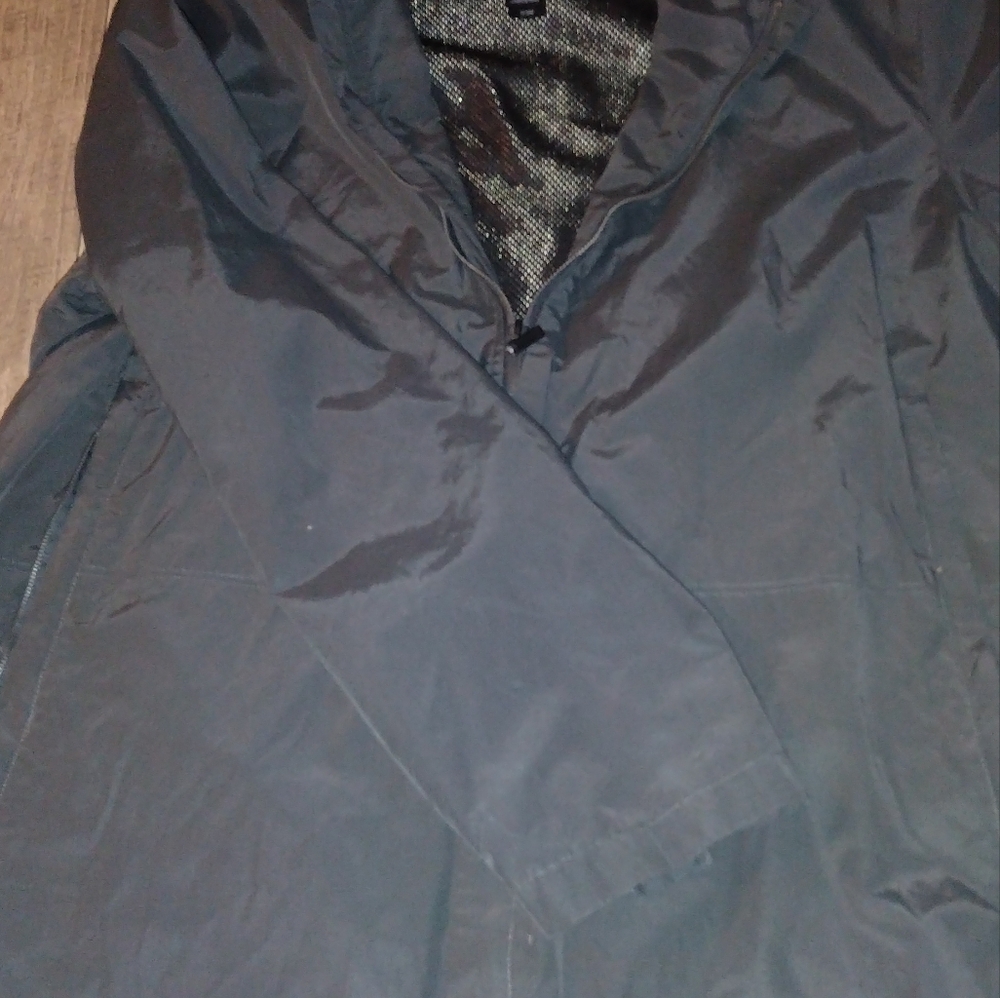 CLAIBORNE - MEN'S LIGHT JACKET- RAIN/ WEATHER RESISTANT